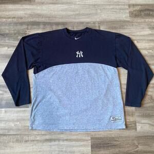 Vintage Y2K Nike Center Swoosh New York Yankees Baseball Shirt Size Medium